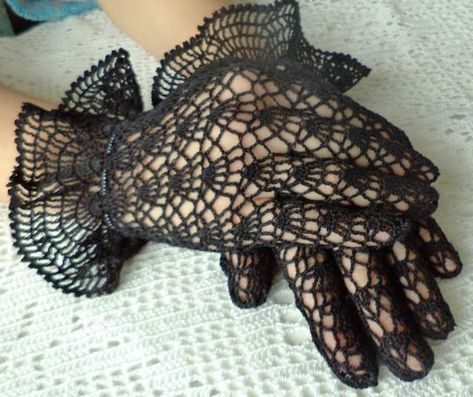 How To Make Easy Crochet Fingerless Gloves Tutorial Pattern || For Beginners ||Part 1 Lace Gloves Black, Lacy Gloves, Crochet Lace Gloves, Victorian Crochet Patterns, Gloves Tutorial, Crochet Wrist Warmers, Lace Fingerless Gloves, Hello Kitty Crochet, Glove Pattern