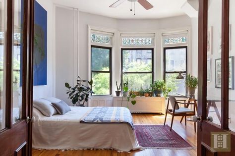 Bedroom With Sitting Area, Brooklyn Brownstone, Design Your Bedroom, Brooklyn Apartment, Manhattan Apartment, Austin Homes, Austin Design, Cozy Nook, Bay Window