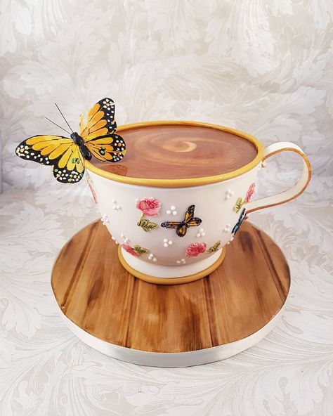 #cake #teacup #teacupcake #3dcake #coffeecup #chinacup #chinacupcake #cup #butterfly #vintage #vintageteacup #vintagetea #afternoontea Sculpted Cake, Teapot Cake, Photos Of Cats, Realistic Cakes, Tea Cup Cake, Cookie Cake Pie, Cake Wrecks, Butterfly Vintage, Coffee Party