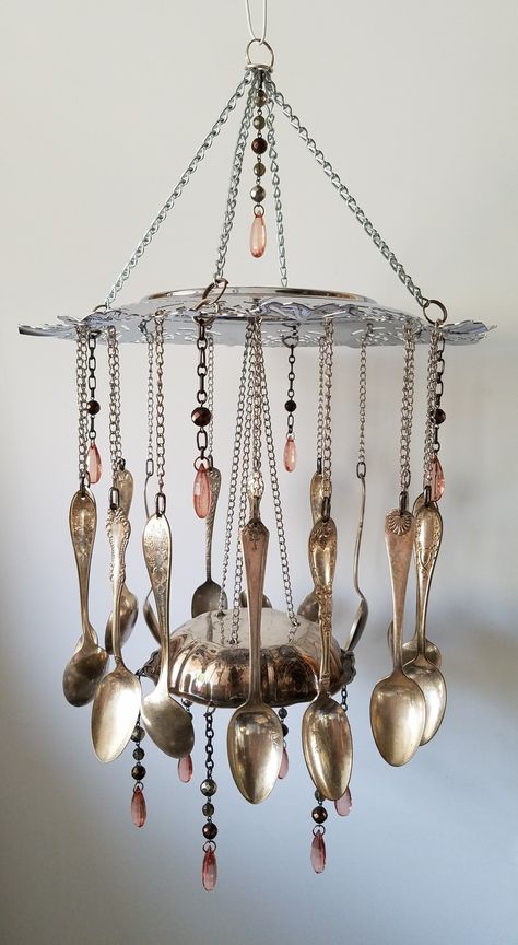 It chimes!! Upcycled Wind Chimes, Diy Wind Chimes Recycled, Silverware Chimes Diy, Spoon Projects, Parlour Ideas, Skeleton Key Wind Chimes, Upcycled Windchimes, Silver Plate Wind Chimes, Silverware Windchimes