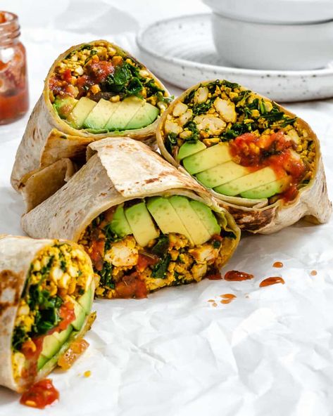 Easy Scrambled Tofu Breakfast Burrito - Plant-Based on a Budget Tofu Breakfast Burrito, Easy Breakfast Burritos, Tofu Scramble Vegan, Vegan Breakfast Burrito, Tofu Breakfast, Scrambled Tofu, Breakfast Burrito, Tofu Scramble, Weekend Meals