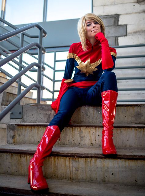 Captain Marvel Cosplay Tutorial | Costume Supercenter Blog Captain Marvel Cosplay, Female Superhero Costumes, Ms Marvel Cosplay, Captain Marvel Movie, Carnaval Costumes, Jerry Ryan, Superhero Costumes Female, Marvel Dress, Captain Marvel Costume