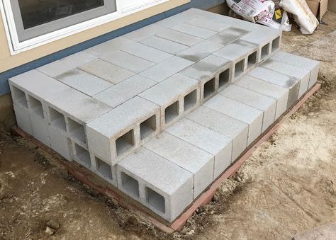 Diy Steps With Cinder Blocks, Diy Brick Stairs Outdoor, Diy Outdoor Railings For Steps, Exterior Steps With Landing, Cinderblock Stairs, Cinder Block Steps Diy, Cinder Block Steps, Steps Aesthetic, Steps Makeover