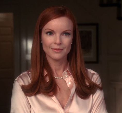 Marcia Cross Desperate Housewives, Bree Desperate Housewives, Desperate Housewives Cast, Desperate Housewives Bree, Marcia Cross, Bree Van De Kamp, Felicity Huffman, Victoria B, Desperate Housewives