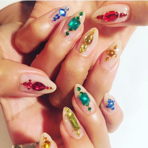 Some rainbow bling for this first Monday of #Pride month ✨ #manimonday __ #regram and nail Mardi Gras Nails, Pride Nails, First Monday, Born This Way, Rainbow Nails, Make Me Up, Carnival Costumes, Bling Nails, Pride Month