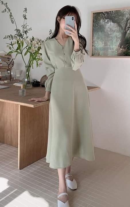 Cotton Satin Dress, Dress Korean Style Simple, Girls Dresses Sewing, Gowns Dresses Elegant, Mode Abaya, Modest Dresses Casual, Elegant Dresses Classy, Korean Fashion Dress, Dress Simple