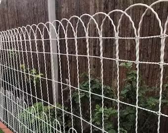 ARusticGarden - Etsy Railings Balcony, Custom Iron Gates, Rolled Fencing, Antique Ladder, Hanging Room Divider, Wrought Iron Plant Stands, Metal Fencing, Metal Privacy Screen, Yard Gate