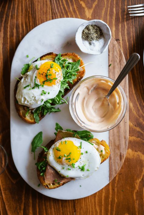 Sourdough Tartine, Egg Sandwich, Spring Brunch, Spicy Mayo, Toast Recipes, Fried Egg, Arugula, Egg Recipes, Easy Breakfast