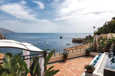 Villa Sant'Andrea, A Belmond Hotel, Taormina Mare, Taormina – Updated 2023 Prices Taormina Italy, Belmond Hotels, Twins Room, Messina, Pool Area, 5 Star Hotels, Double Beds, Sicily, Outdoor Pool