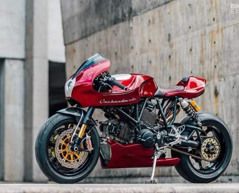 Ducati Mh900e, Cb 450 Cafe Racer, Cb 750 Cafe Racer, Ducati Cafe Racer, Neo Retro, Bike Builder, Bike Exif, Ducati Motorcycles, Vespa Scooter