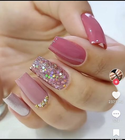 Deco Nails, Quick Nail Art, Gel Nail Art Designs, Classy Nail Designs, Fancy Nails Designs, Nails Design With Rhinestones, Work Nails, Nail Art Designs Diy, Nail Art Designs Videos