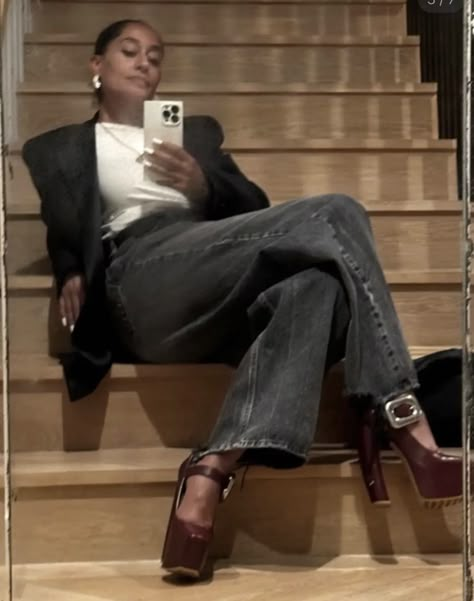 Tracee Ellis Ross Style Outfits, Tracee Ellis Ross Style, Tracey Ellis, Tracee Ellis Ross Fashion, Yes Maam, Streetwear Outfit Ideas, All Black Fashion, Tracee Ellis Ross, A Aesthetic