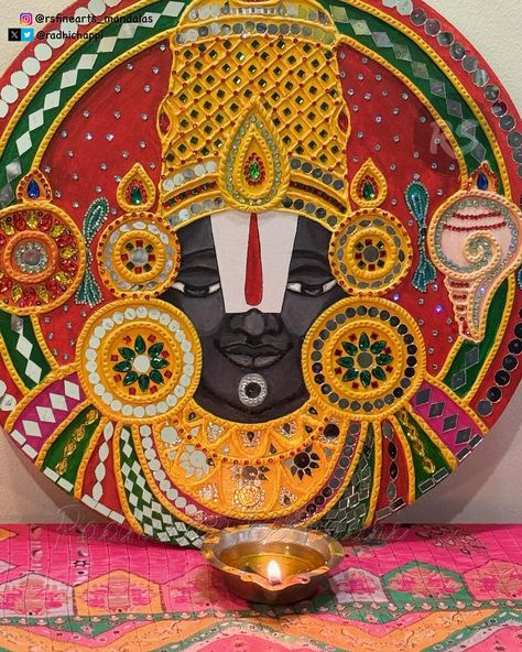 ✨ After a week of meticulous effort and dedication, I am thrilled to present my Lippan artwork of Lord Balaji. This piece is a true labor of love, featuring intricate clay work, sparkling mirrors, and delicate stone details. Every element has been crafted with utmost care to capture the divine essence of Lord Balaji. ✨ ॐ नमो वेंकटेशाय (Om Namo Venkatesaya) May this artwork bring peace, blessings, and beauty to all who see it. 🌟 ❌Do Not Copy without permission🚫 ❇️If you are recreating my ar... Tirupati Balaji Lippan Art, Navratri Lippan Art, Round Lippan Art Mirror Wall, Lippan Art Simple, Lord Balaji Painting, Krishna Lippan Art, Limpan Art, Lippan Artwork, Glass Painting Ideas