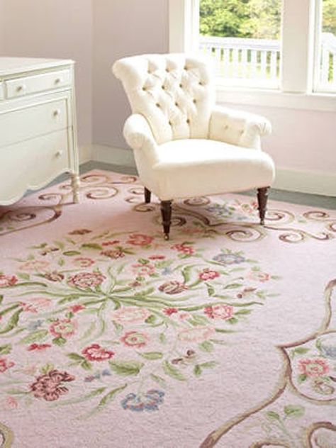 Our most popular rug style! The siena collection features beautiful detailed scrolls and florals. An elegant choice for any shabby chic style home! We love pink rugs! $64 Shabby Chic Area Rugs, Baños Shabby Chic, Cocina Shabby Chic, Shabby Chic Rug, Shabby Chic Living, Shabby Chic Living Room, Casa Vintage, Hooked Rug, Shabby Chic Bathroom