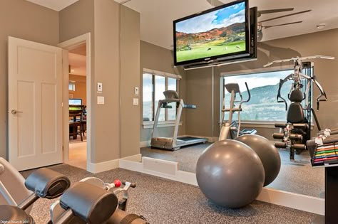 fitness room ideas Gym Decorating Ideas, Small Space Home Gym, Gym Room Ideas, House Gym, Home Gym Garage, Workout Room Home, Basement Gym, Gym Room At Home, Home Gym Ideas