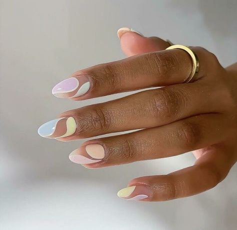 Nail Art Oval Pastel Nails, Amsterdam Nails Ideas, Oval Nails Designs Spring, Spring Pastel Nails Acrylic, Spring Nails Oval, Amsterdam Nails, Spring Acrylic Nails, Edgy Nails, Summery Nails