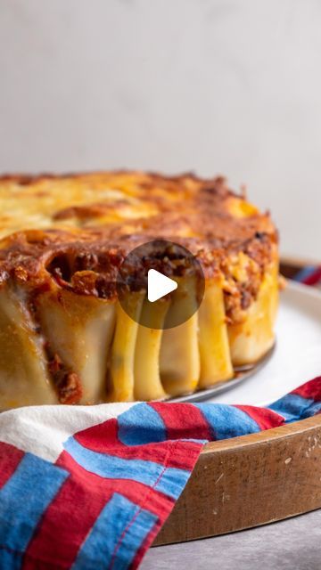 Giadzy on Instagram: "Giada’s calling this Paccheri Timbale “one of the best things” she’s eaten in a long time. We agree, but we’ll leave it to you to decide 😉  Grab the recipe in the profile link - pasta pie perfection awaits!  #giadadelaurentiis #giadzy #italy #italianfood #italiancooking #pasta #pastarecipe #pastalover" Paccheri Pasta Recipes, Pasta Pie, Italian Chef, Giada De Laurentiis, Pasta Lover, Italian Cooking, Casserole Recipes, Pasta Recipes, Italian Recipes