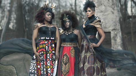 Young Black Women Are Leaving Christianity & Embracing African Witchcraft in Digital Covens African Witchcraft, Afro Goth, Black Witch, Afro Punk, Kitenge, Young Black, Witchy Woman, Photo Essay, African Inspired