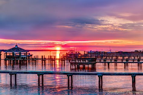 Atlantic Beach Nc, Nc Photography, Nc Beaches, Small Town America, North Carolina Homes, Atlantic Beach, Carolina Beach, City Hotel, Island Life