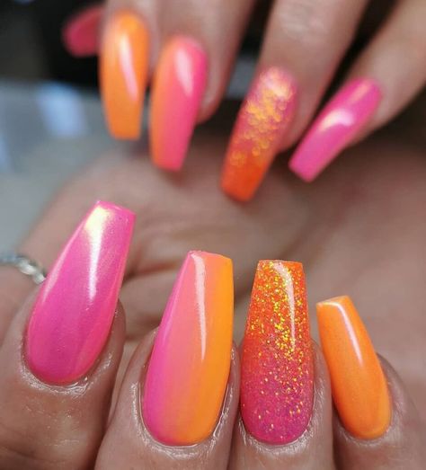 Summer Ombre Nails 2024, Pink Orange Ombre Nails, Sunrise Nails, Neon Summer Nails, Rockabilly Nails, Orange Ombre Nails, Nail Polish Art Designs, Bright Summer Nails Designs, Future Nails