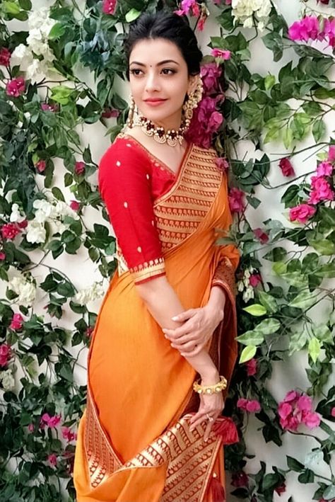 Kajal Aggarwal Newly Wed Indian Bride Look In Saree, Sadi Pose Indian Fashion, Indian Sari Dress, Sari Dress, Sari Blouse Designs, Kajal Agarwal, Indian Saree Blouses Designs, Simple Sarees, Indian Fashion Saree