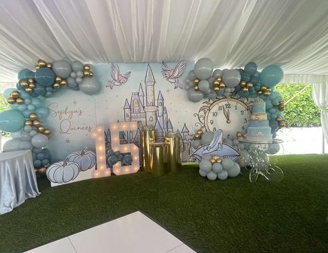 Sweet 15 Decorations, Sweet 16 Cinderella Theme, Cinderella Birthday Theme, Cinderella Decorations, Cinderella Birthday Party Decorations, Quinceanera Winter Wonderland, Cinderella Party Decorations, Baby Blue Quinceanera, Captain America Birthday Party