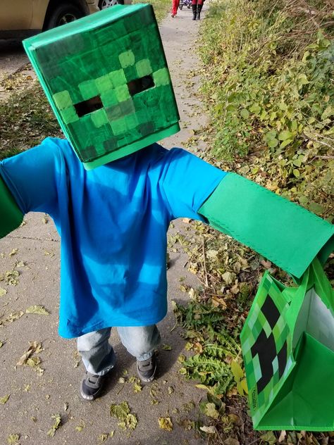 Minecraft zombie costume Minecraft Zombie Costume, Zombie Outfit, Creeper Costume, Zombie Cosplay, Minecraft Zombie, Minecraft Costumes, Zombie Clothes, Zombie Halloween Costumes, Green Upholstery