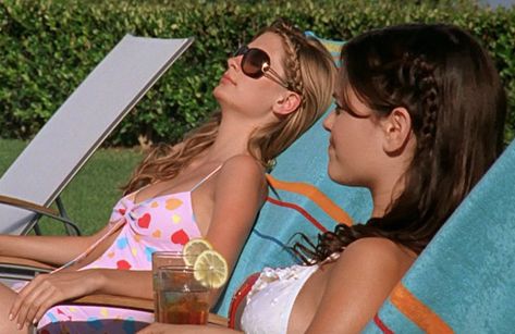 9 'The O.C.' Episodes That'll Make You Wish It Was Summer Year-Round Summer The Oc, Oc California, Marissa Cooper, Blair And Serena, Malibu Barbie, Rachel Bilson, Bestie Goals, The Aftermath, The Oc