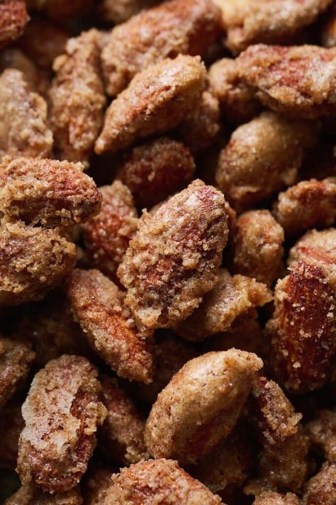 Candied Almonds Recipe, Healhty Meals, Munchies Snacks, Almonds Recipe, Baker By Nature, Snack Trays, Candied Almonds, Nut House, Homemade Candy