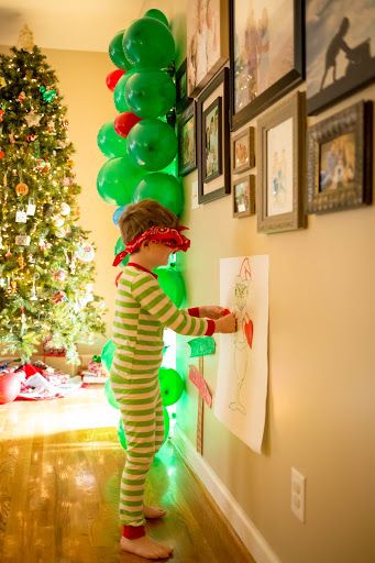 Grinch Movie Decorations, Elf On The Shelf Grinch Movie Night, Grinch Fruit Kabobs, Grinch Movie Night, Grinch Night, Grinchmas Party, Disney Movie Nights, Grinch Movie, Grinch Day