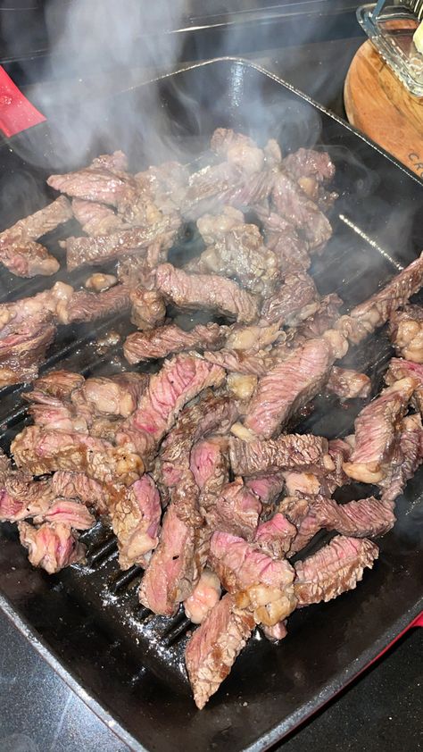 Carne Asada Aesthetic, Fatty Steak, 42 Dugg, Brazil Food, Carne Asada, Snap Food, Food Obsession, Aesthetic Food, Food Dishes