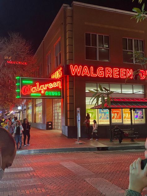 Walgreens Aesthetic, Texas Night Aesthetic, Texas Life Aesthetic, Texas City Aesthetic, Texas Lifestyle, Texas Summer Aesthetic, Texas Summer, San Antonio Aesthetic, San Antonio Texas Aesthetic