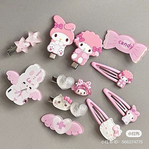 Hello Kitty Clips, Hello Kitty Hair Clips, Hello Kitty Hair, Kawaii Hair Clips, Kawaii Hair, Melody Hello Kitty, Kawaii Hairstyles, Yami Kawaii, Kawaii Accessories