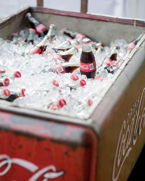 1950s Ads, Coke Ad, Always Coca Cola, Saul Leiter, Coca Cola Can, Party Barn, Coke Cola, Barbie Wedding, Refined Wedding