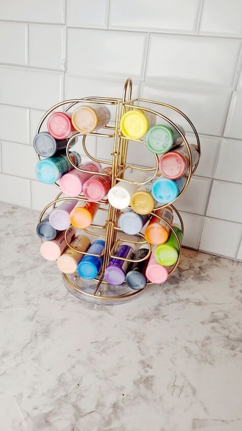 🎨DIY PAINT ORGANIZER  IDEA 🎨 Paint Holder Diy, Diy Paint Organizer, Make Your Own Paint, Paint Organizer, Paint Holder, Metallic Gold Spray Paint, Pottery Barn Style, Paint Organization, Craft Supply Storage