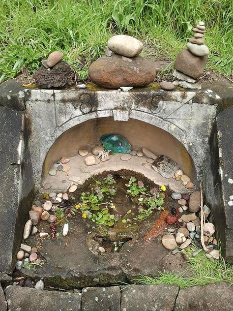 Sacred Space Altar, Witch Garden, Witches Altar, Pagan Altar, Sacred Spaces, Wicca Witchcraft, Home Altar, Sacred Places, Green Witch