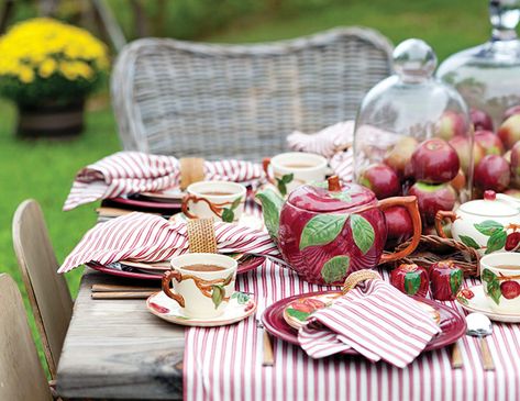 Autumn Tablescapes, Tea Party Table Settings, Autumn Tea Party, Franciscan Apple, Apple Dishes, Tea Party Table, Apple Tea, Apple Decorations, Autumn Tea