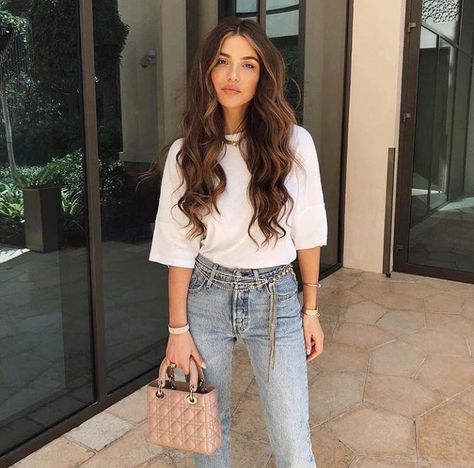 Denim Jeans Outfits | 50 Trendy Outfits to Wear with Denim Negin Mirsalehi, Denim Outfits, Outfit Jeans, Brown Blonde Hair, Outfit Trends, Brown To Blonde, Chain Belt, 가을 패션, Mode Inspiration