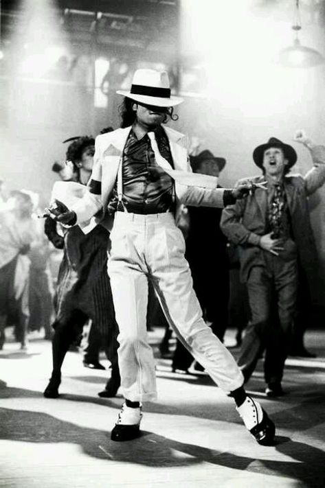 Smooth Criminal , Michael Jackson Footage Thriller Michael Jackson, Hee Man, Michael Jackson Wallpaper, Jackson Bad, Joseph Jackson, Michael Jackson Bad, Photographie Portrait Inspiration, Michael Jackson Pics, King Of Pop