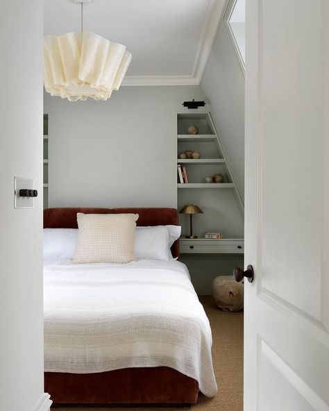 Loft Conversion Bedroom, London Bedroom, Interior Design London, London Townhouse, Loft Room, Bedroom Red, Velvet Bed, Neutral Bedroom, Loft Conversion