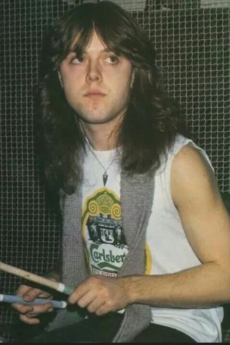 cutie :))))))) Carlsberg Beer, Lars Ulrich, Girls Names, We Will Rock You, James Hetfield, Mötley Crüe, Motley Crue, Thrash Metal, Van Halen