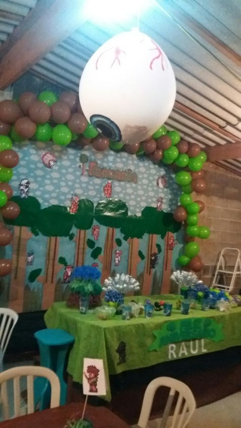 Terraria party ideas Terraria Party, Party Festa, Birthday Party Images, Party Projects, Fun Birthday Party, 10th Birthday Parties, Minecraft Party, Terraria, 9th Birthday