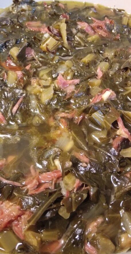 Collard Greens Stove Top, How To Cook Collard Greens Easy, Collard Greens With Neck Bones, Greens Recipe Soul Food Smoked Turkey, Smoked Turkey Collard Greens, Best Collard Greens Recipe Smoked Turkey, Smoked Collard Greens Recipe, Collard Greens Turkey Neck, Turkey Neck Collard Greens