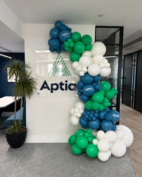 ➡️ON BRAND⬅️ Corporate balloons for Aptia 💙🤍💚 Made ready & delivered straight to you 💫 DM’s open to book! 🎉 • • #corporateballoons #corporateeventsdecor #corporate #corporateevent #personalisedballoons #giantballoons #onbrand #brandedballoons #londonevent #balloondecor #londonballoons #balloondelivery #companyevent #london #balloon #balloongarland #officedecor #anniversarydecoration #companydecor Corporate Anniversary Event, Business Balloons, Corporate Anniversary, 1st Year Anniversary, Balloons Flowers, Corporate Events Decoration, Events Decor, Personalized Balloons, Balloon Delivery