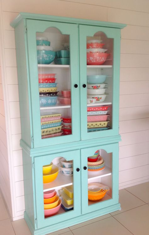 Painted turquoise cabinet by Restyled Vintage with some of my vintage Pyrex collection displayed. www.restyledvintage.com Pyrex Display Hutch, Pyrex Storage Ideas, Turquoise Cabinets, Vintage Pyrex Collection, Pyrex Display, Retro Kitchen Accessories, Vintage Pyrex Dishes, Pioneer Woman Kitchen Decor, Pyrex Patterns