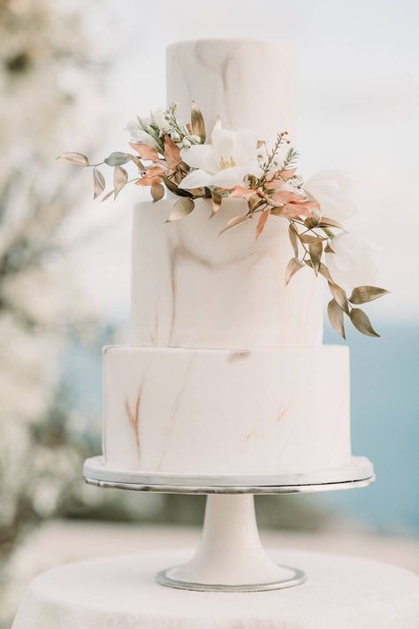 Luxe Sea View Wedding in Phuket with Rose Gold Accents Wedding Cake Ideas 3 Tier, Simple Wedding Cake 3 Tier, 3 Tier Wedding Cake Elegant, Sea View Wedding, Wedding Cake Cake, Professional Cakes, Candle Lit Wedding, 3 Tier Wedding Cakes, Phuket Wedding