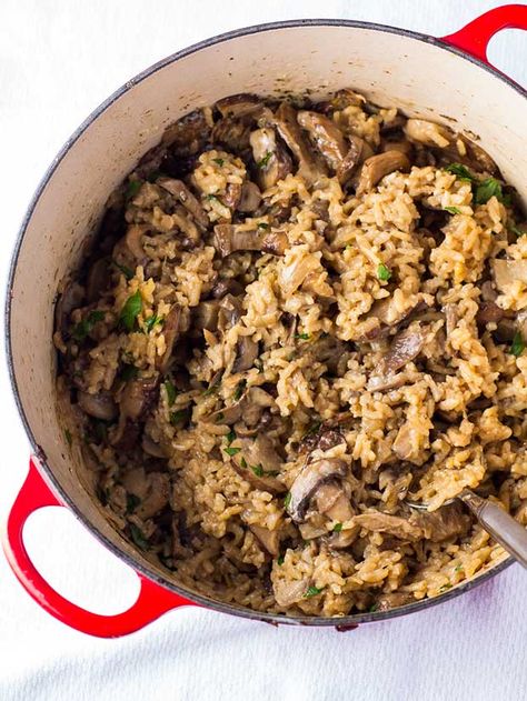 Miso Mushroom Oven-Baked Risotto | (Cooking for) Kiwi & Bean Quick Risotto Recipe, Baked Mushroom Risotto, Quick Risotto, Healthy Grains Recipes, Baked Risotto, Oven Meals, Noodles Recipes, Baked Mushrooms, Soy Recipes