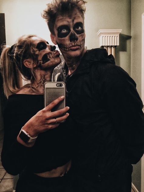 Couples Skeleton Makeup, Skeleton Couple Costume, Skeleton Makeup On Men With Beard, Couple Skeleton Costume, Skeleton Couple Costume Makeup, Men’s Skeleton Costume, Disney Costume Makeup, Zombie Couple Costume, Skeleton Makeup