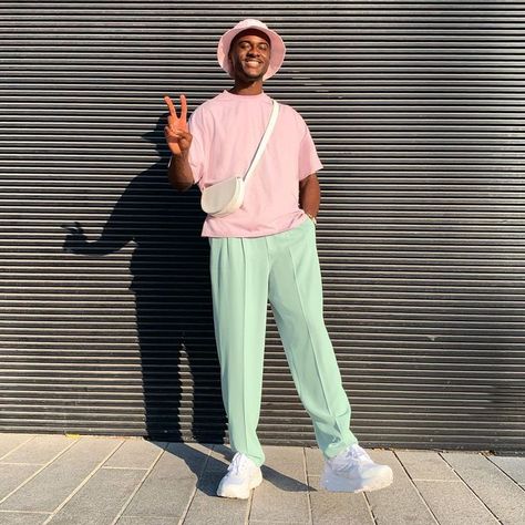 Pastel Mens Fashion, Pastel Outfit Men, Aesthetic Outfits Men, Pastel Outfit, Mens Outfit Inspiration, Mens Fashion Streetwear, Stylish Mens Outfits, Streetwear Men Outfits, Men Fashion Casual Outfits