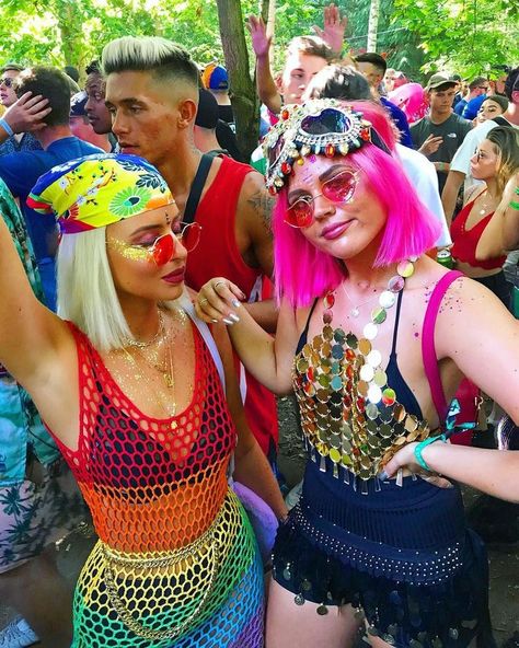 Rave Theme Party Outfit, Festival Themed Party Outfit, Rave Party Outfit, Rave Outfits Women, Pride Parade Outfit, Festival Themed Party, Edm Festival Outfit, Festival Attire, Festival Outfits Rave